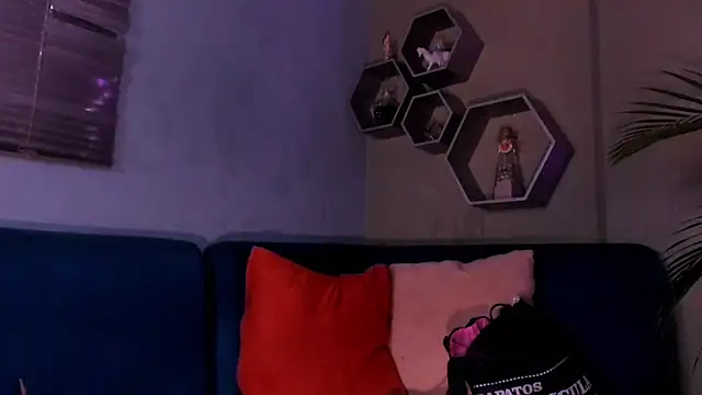 Sussy Bell01 online show from 02.22.25