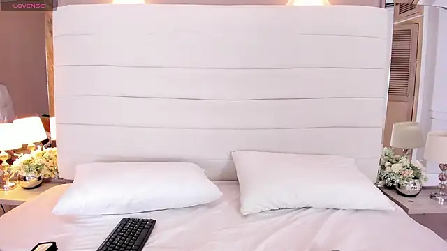 Lilly 2809  online show from 01.21.25