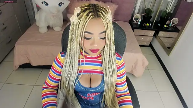 Snapshot of conny__curly chatting on 02.28.26 conny curly online show from 02.28.26