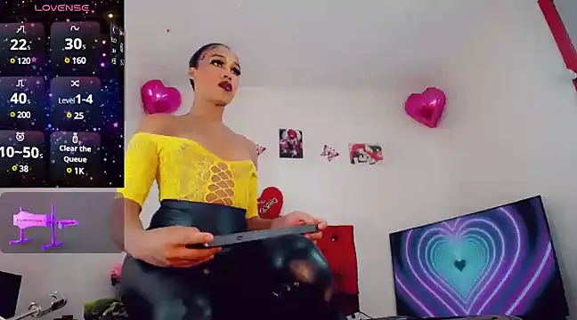  ChanellR  online show from 12.13.24