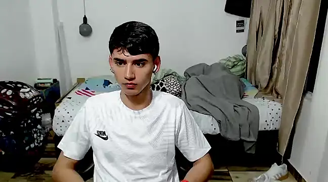 juan stiven online show from 02.23.25