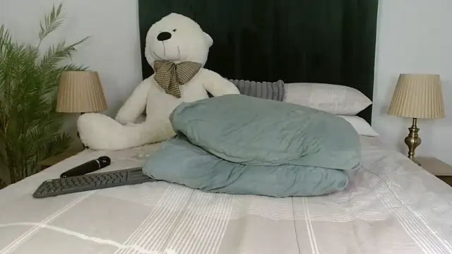 Stunning Booty online show from 01.01.25