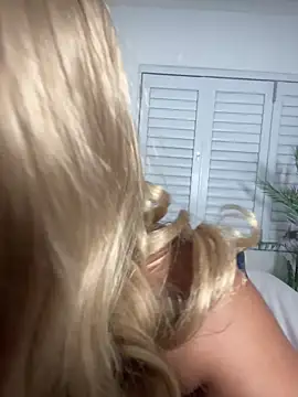 Stunning Booty online show from 06.08.26