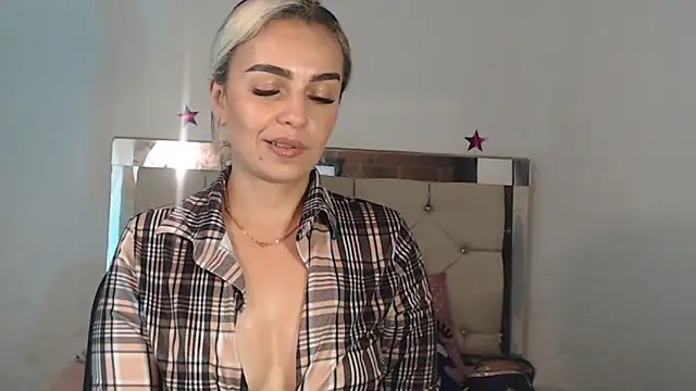 ashley  tylor online show from 02.23.25