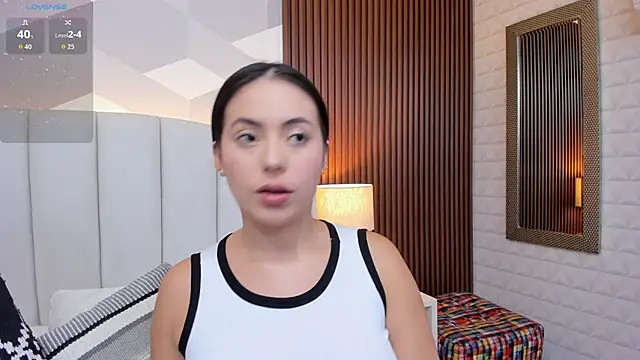 Snapshot of Julietasantos__ chatting on 09.24.25 Julietasantos   online show from 09.24.25