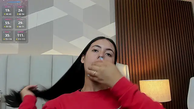 Julietasantos   online show from 04.16.26