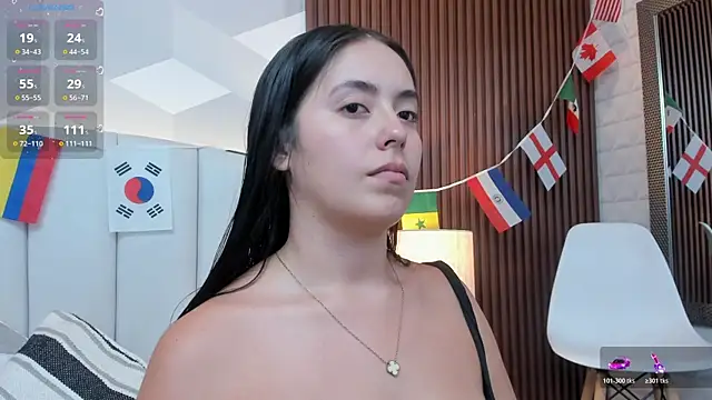 Snapshot of Julietasantos__ chatting on 07.01.26 Julietasantos online show from 07.01.26