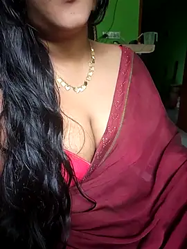 Snapshot of Kotha_-Moni chatting on 05.06.26 Kotha -Moni online show from 05.06.26