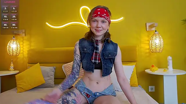 lessysweety online show from 11.14.25