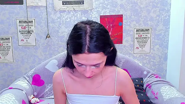 Vanessa Florence online show from 03.22.25