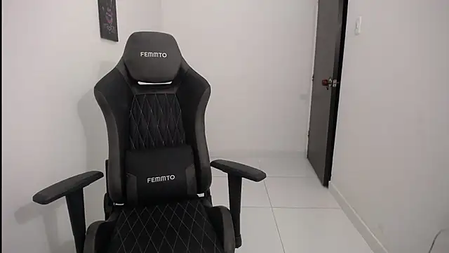 susana2523 online show from 02.14.25