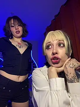 Dooubletroublee online show from 02.14.26