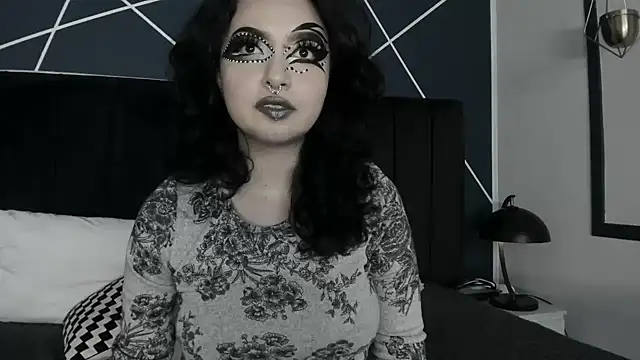 Adeelinee online show from 03.06.25