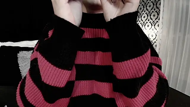 Adeelinee online show from 10.23.25