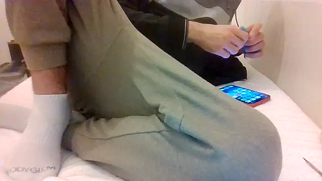 Snapshot of VersGuy24 chatting on 02.24.26 VersGuy24 online show from 02.24.26