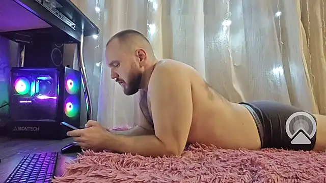 Snapshot of andy_candy_ chatting on 02.09.25 andy candy  online show from 02.09.25