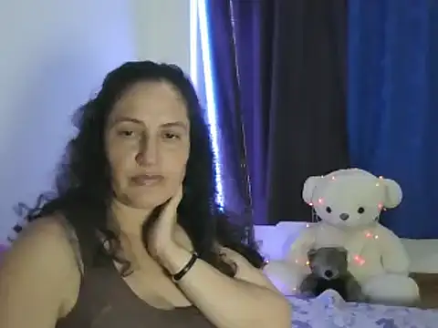 Snapshot of ximenajimenez chatting on 12.24.24 ximenajimenez online show from 12.24.24