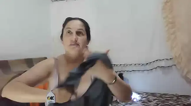 Snapshot of ximenajimenez chatting on 01.15.25 ximenajimenez online show from 01.15.25