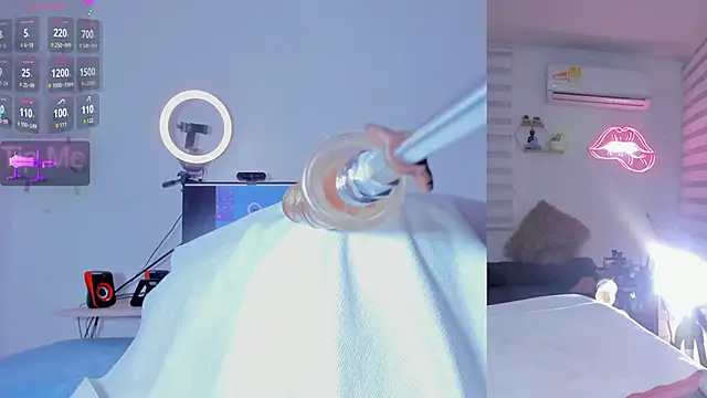 Abigail Girl   online show from 01.13.26