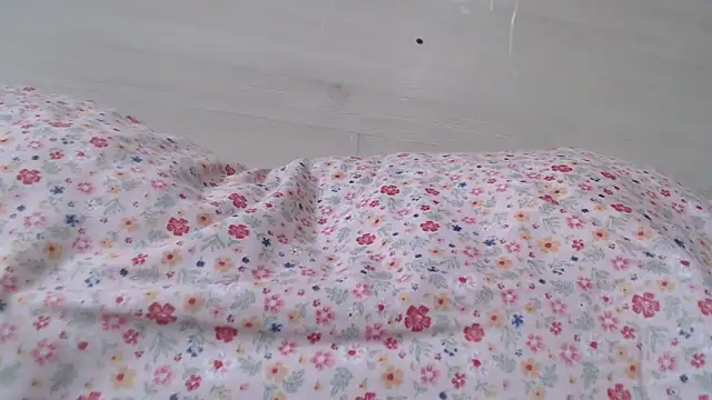 Snapshot of CRISTIINA37 chatting on 04.13.26 CRISTIINA37 online show from 04.13.26