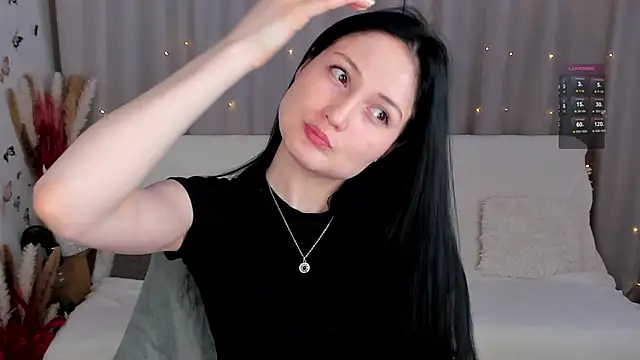 LisaMooore online show from 01.02.25