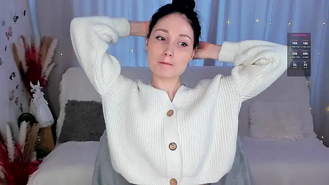 LisaMooore online show from 02.25.25