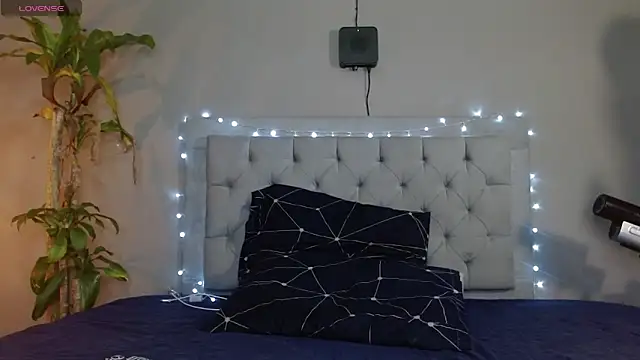 Mr WhiteCock online show from 01.28.25