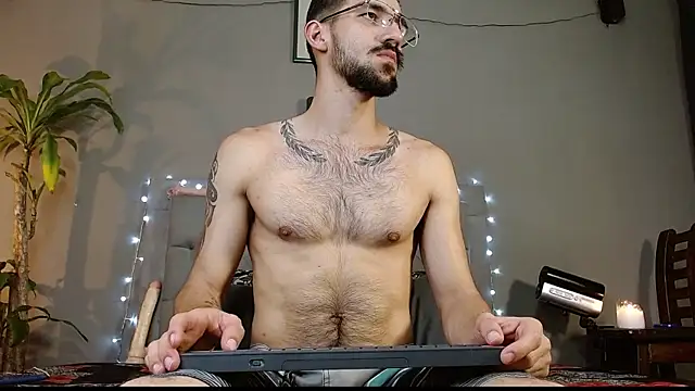 Mr WhiteCock online show from 03.12.25