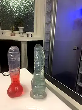 QueenMelissa80 online show from 10.23.25