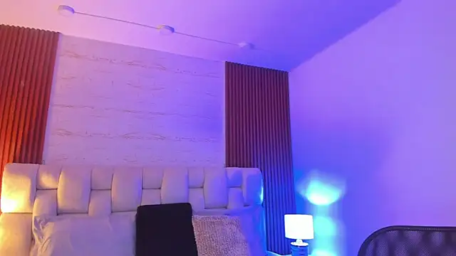 SophiaWylde online show from 03.07.25