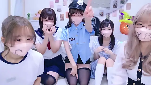 841 yayoi online show from 11.01.25