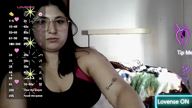 Snapshot of imsohornydacom chatting on 02.19.25 imsohornydacom online show from 02.19.25