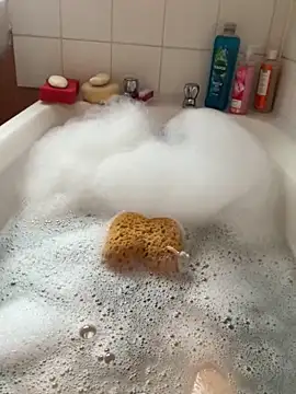 Snapshot of Russell1508 chatting on 09.23.25 Russell1508 online show from 09.23.25