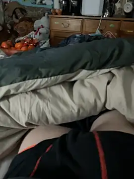 Snapshot of Russell1508 chatting on 03.04.26 Russell1508 online show from 03.04.26