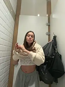 nicole111 online show from 11.05.25