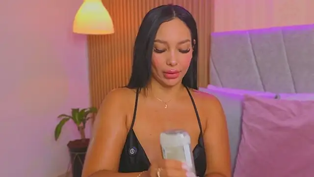 Snapshot of Dakota_diaz_ chatting on 02.08.26 Dakota diaz online show from 02.08.26