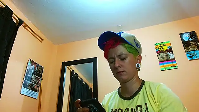 Snapshot of tomboyblue chatting on 07.24.26 tomboyblue online show from 07.24.26