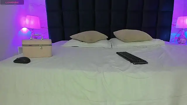 Ary1  online show from 11.13.25