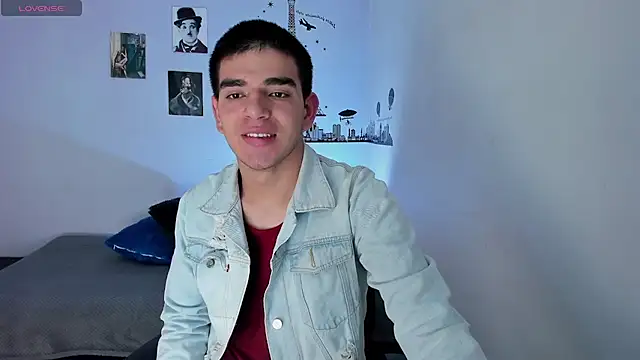 Snapshot of Ares_Johnson chatting on 12.20.24 Ares Johnson online show from 12.20.24