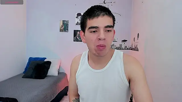 Snapshot of Ares_Johnson chatting on 12.24.24 Ares Johnson online show from 12.24.24