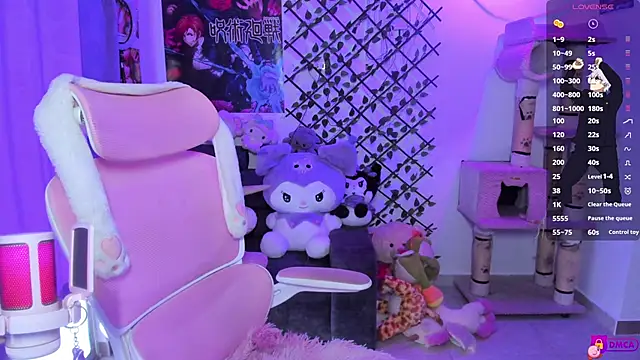 Snapshot of MaddyFooxx chatting on 06.18.26 MaddyFooxx online show from 06.18.26