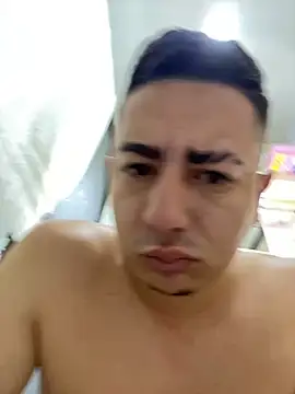 DanielGomez9 online show from 12.03.24