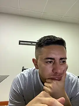 DanielGomez9 online show from 12.09.24