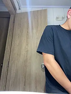 DanielGomez9 online show from 01.06.25