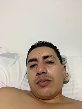 DanielGomez9 online show from 02.20.25