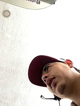 DanielGomez9 online show from 03.01.25