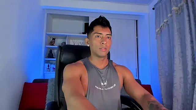 Couple muscle1 online show from 12.04.24