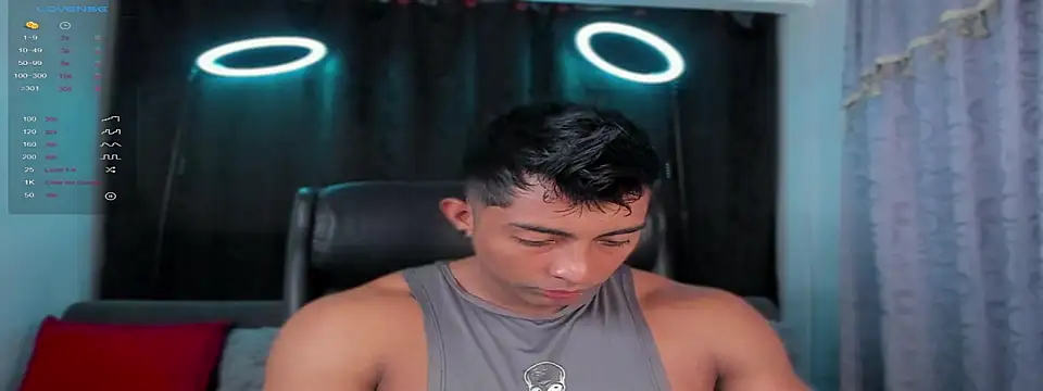 Couple muscle1 online show from 02.10.25