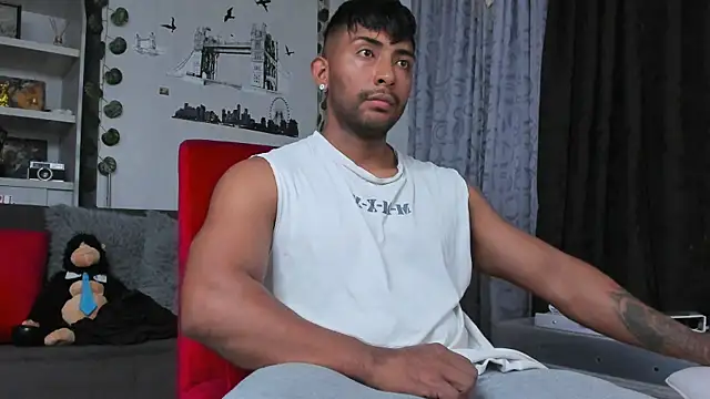 Couple muscle1 online show from 10.06.25