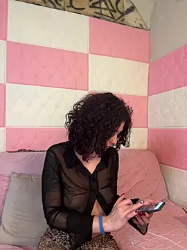 Strawberry queen91 online show from 01.12.26